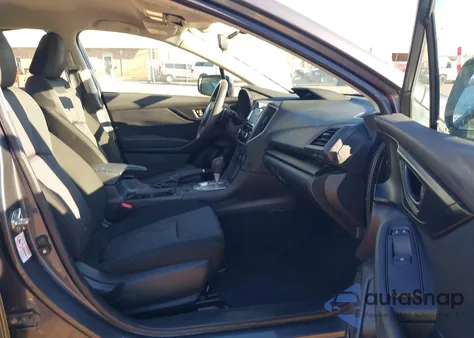 2018 Subaru Impreza 2.0I Premium z USA, uszkodzony, nr VIN 4S3GKAD60J3615063